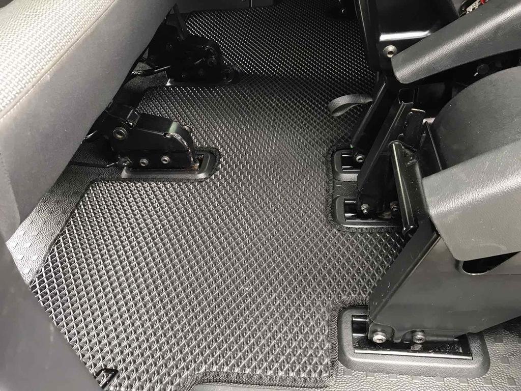 

Килимки EVA (повний салон, V2) для Volkswagen T5 2010-2015 рр.