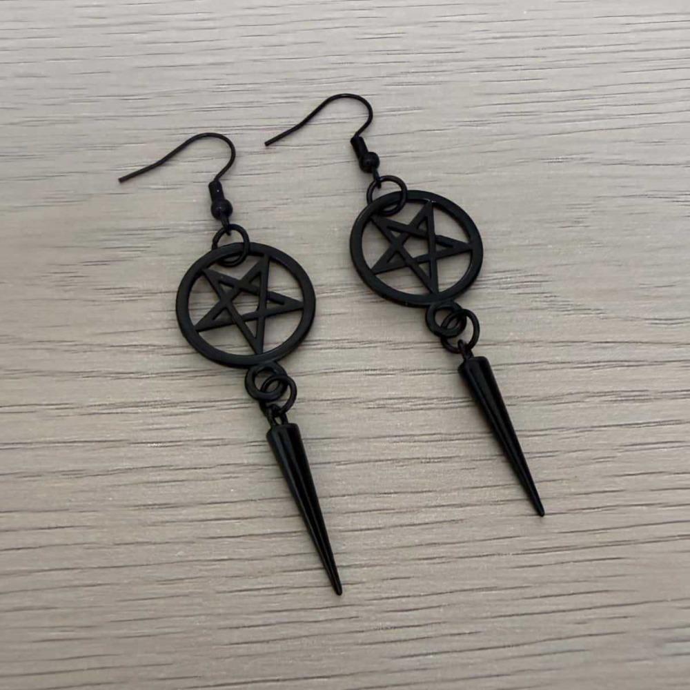 Gothic Black Long Rivet Tassels Pointed Five-pointed Star Symbol Dangle Earrings for Women Halloween Party Jewelry Accessories
