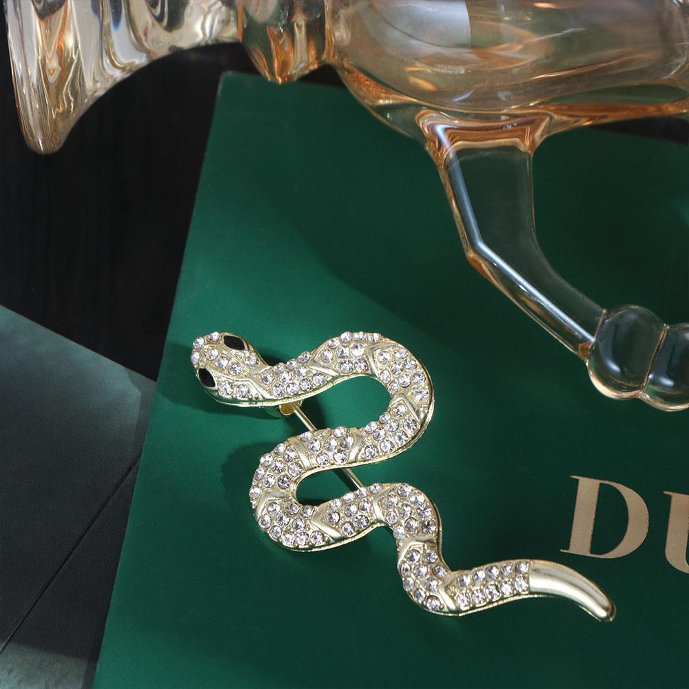 Sparkling Rhinestone Animal Collar Pins Vintage Snake Lapel Pin Zodiac Snake Brooch  Jewelry Gifts