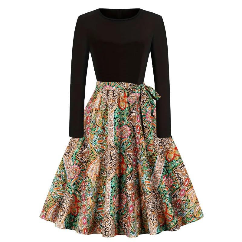 Autumn and Winter New Retro Women's Clothing Round Neck Long-sleeved Black Spelling Print Pendulum Dress