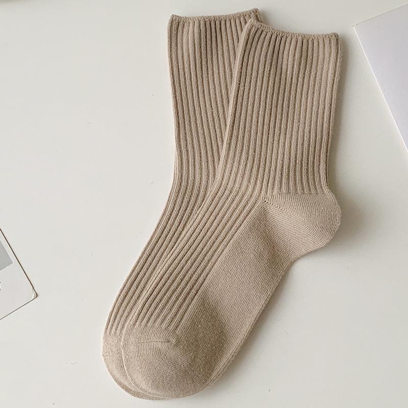 Women's Japanese Style Mid-Calf Knitted Scrunch Socks - Preppy Solid Color, Seamless, Trendy Design