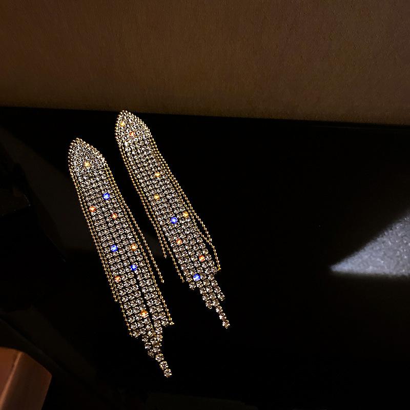 Hochwertige Silbernadel Zirkon Blume Fransenohrringe Europäische und Amerikanische Leichter Luxus Temperament Ohrringe Retro Nischenohrringe