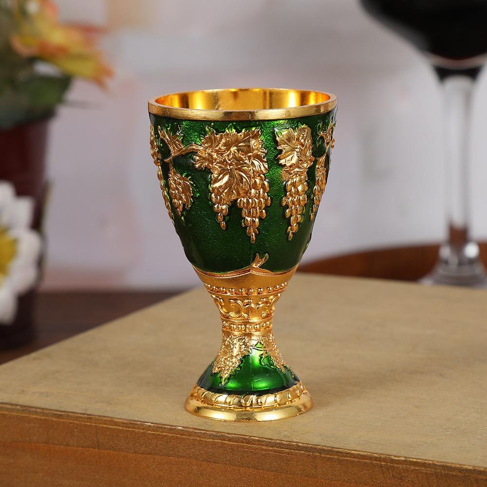 Creative Retro Wine Glasses European Style Metal Champagne Glasses Spirit Vodka Drinkware Dinnerware Goblet Bar Home Decor