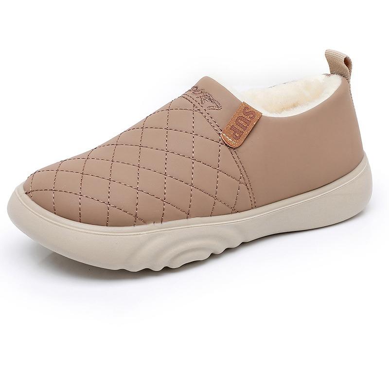 Cloth shoes women's winter wool cotton shoes non-slip thick-soled one-pedal mother cotton boots piled and thickened warm shoes