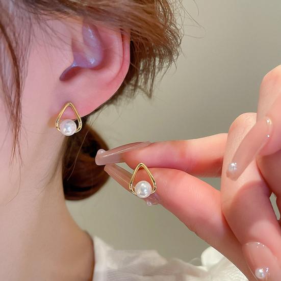 

1 пара серег из искусственного жемчуга, стильные маленькие геометрические изысканные аксессуары на каждый день, модные элегантные серьги из искусственного жемчуга