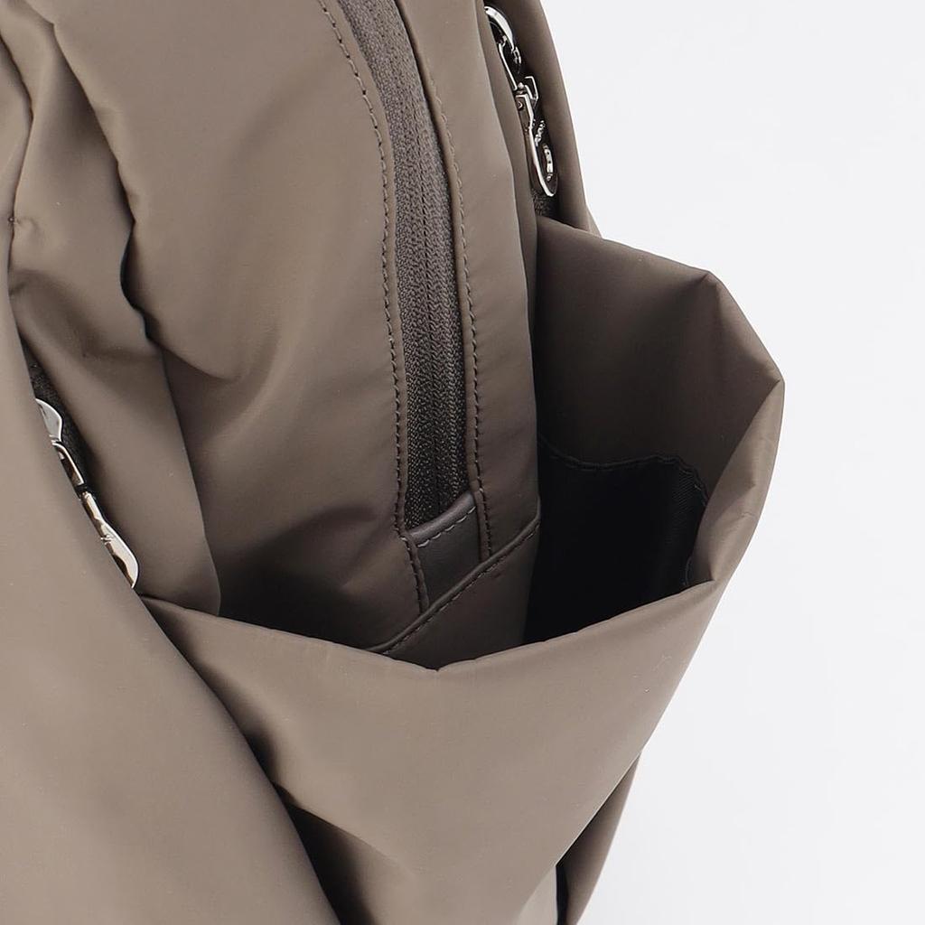 Isaac Nylon Taffeta Travel Daypack 2004006 Dark Greige (27)