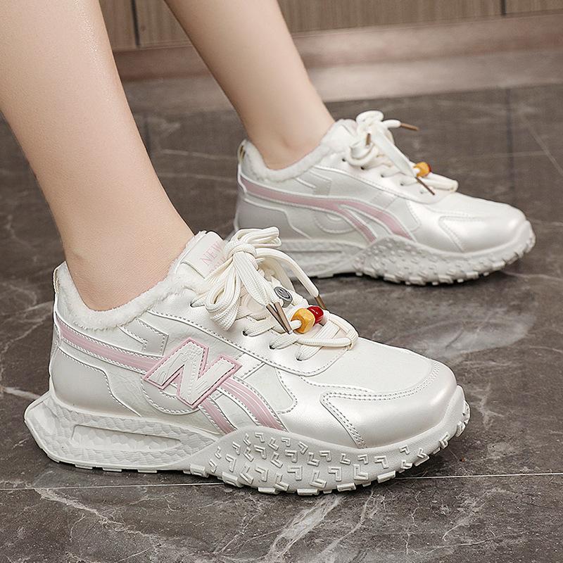 1 Little white shoes women's new summer breathable retro versatile canvas shoes soft-soled sports