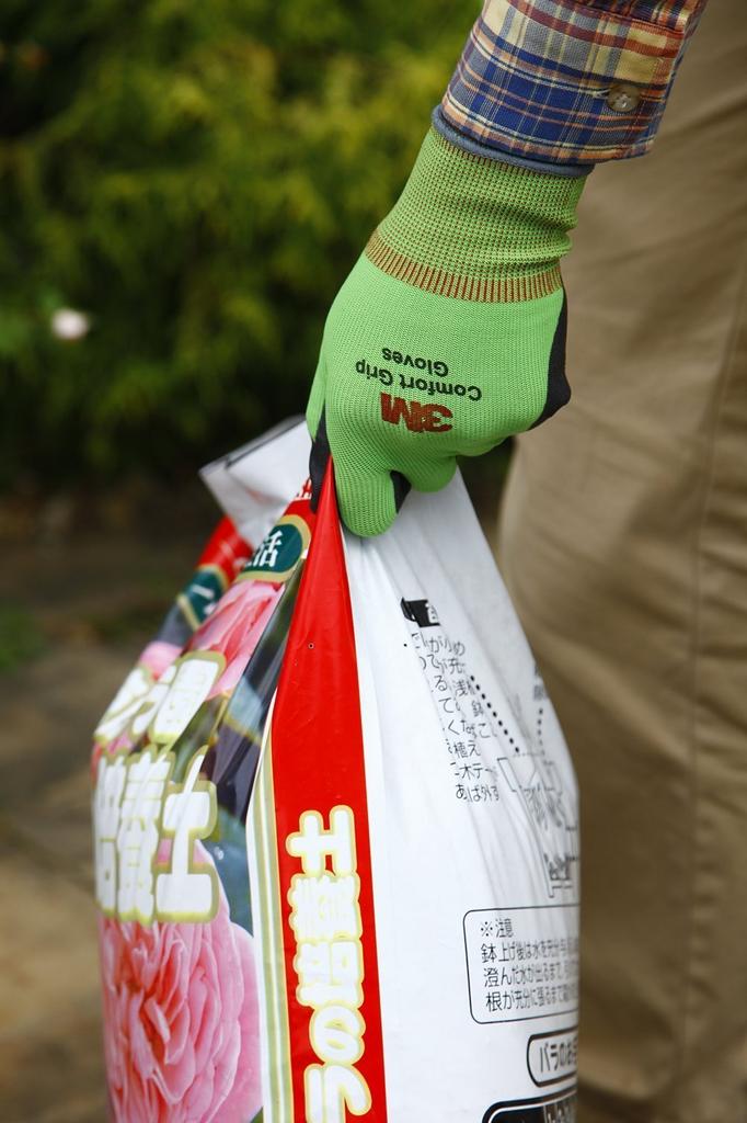 3M Comfort Grip Work Size Gloves, Green, M, 5-Pack (GLOVE-GRE-M-5P)