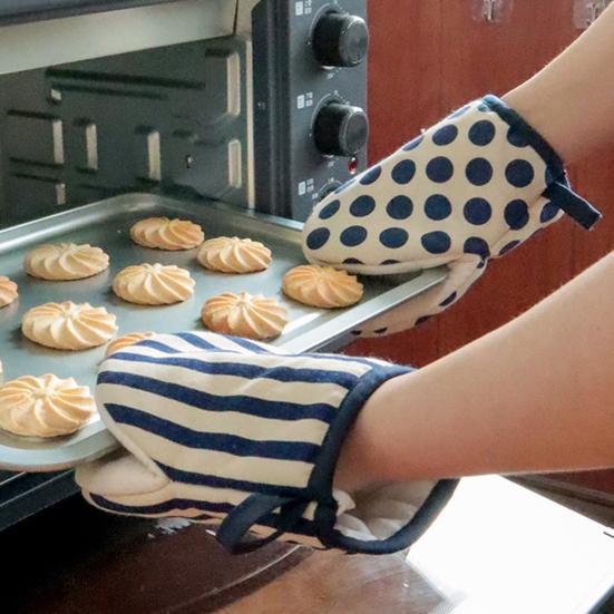 Guanto isolante 1 pezzo Guanto isolante termico ispessito Design con cordino Guanto da forno per forno a microonde per cucina