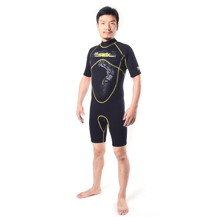

SLINX Men s 3mm Short Sleeve Wetsuit with Back Zipper, High-Quality Fabric for Warm Scuba Diving M чёрный