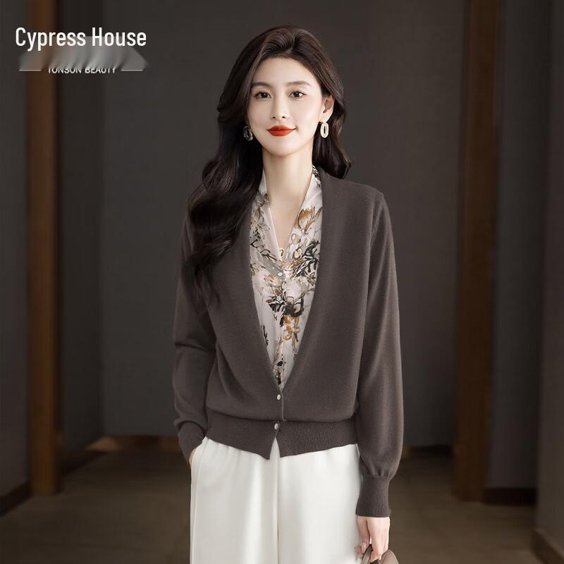 

Women s Faux Two-Piece Printed Knit Top L