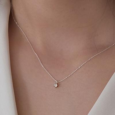 Pinaf Popcorn Flower Mini Necklace