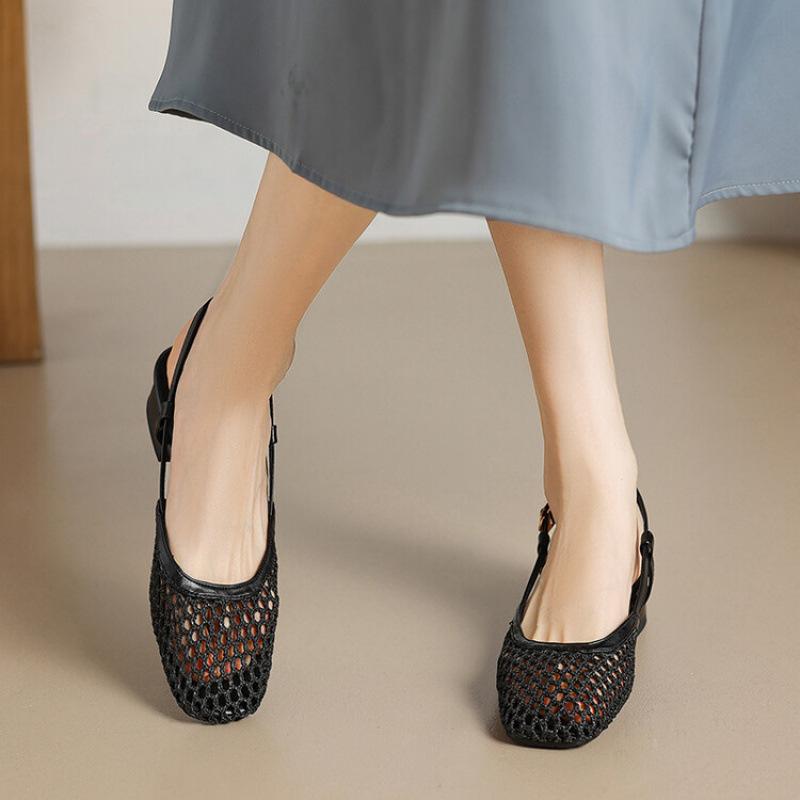 

Летние женские сандалии с открытой пяткой, повседневные сандалии, новый квадратный носок, однотонные, с закрытым носком, резиновая подошва, плоские сандалии 43 чёрный