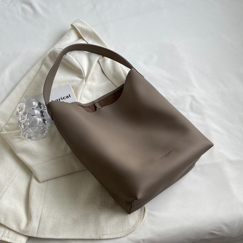 Women's Large Capacity Retro Tote Bag - 2023 Spring/Summer Korean Style Shoulder Bag