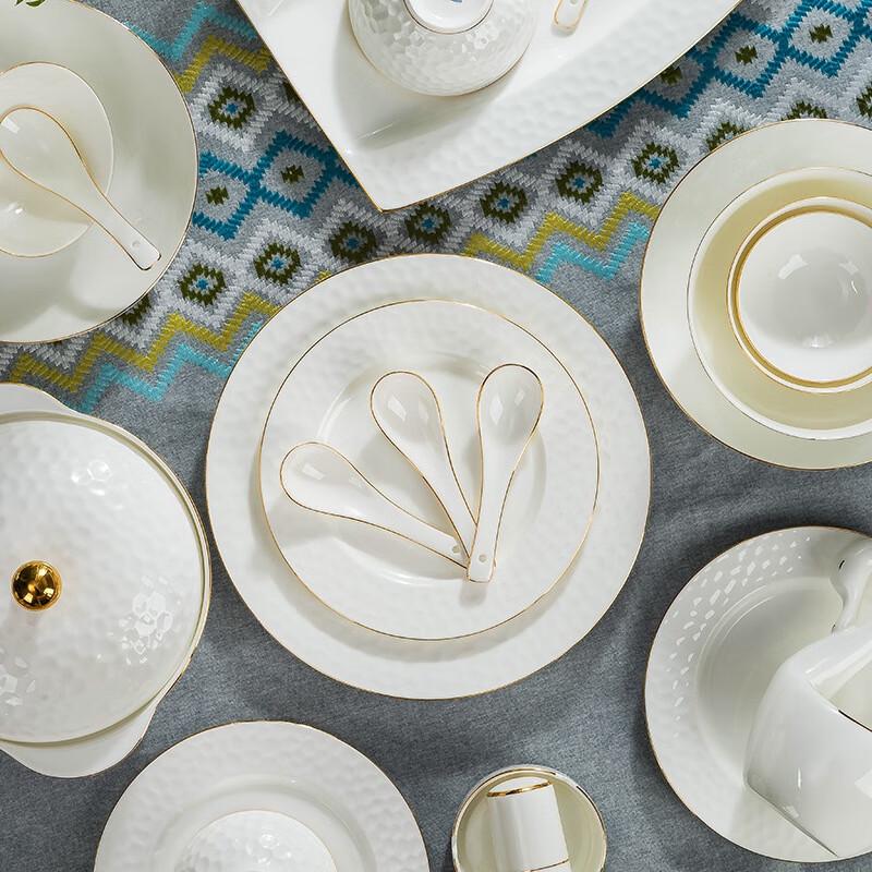 LISM Water Cube Gold-Rimmed 60-Piece Dinnerware Set