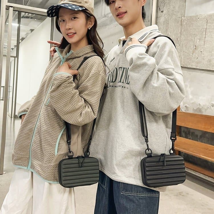 Borsa a tracolla messenger rigida a righe