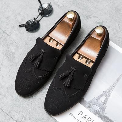 Mocasines de gamuza con borlas de moda para hombre, zapatos de fiesta de lujo, zapatos de cuero para bailar en discotecas, zapatos de conducir, mocasines planos sin cordones