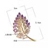 1 st Kvinnors Eleganta Romantiska Brosch Lila Blad Blomma Legering Kristall Växtbrosch Fest Födelsedag Smyckestillbehör