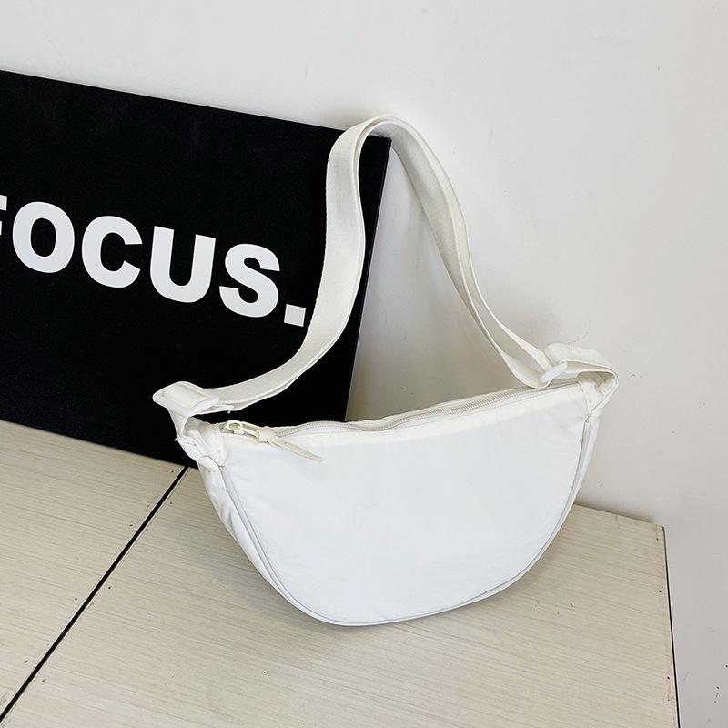 

Весна 2025 U-образная универсальная сумка-кроссбоди в форме пельменя из шелкового хлопка Customizable Pattern белый