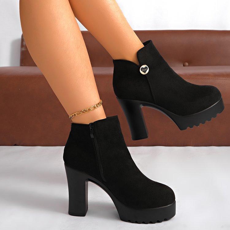 

Large size thick heel short boots women s autumn 2025 new Amazon hot-selling versatile casual short boots 43 чёрный