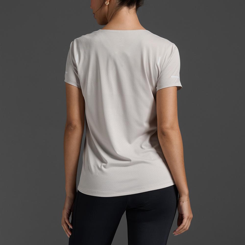 Tutaimjeuyu (WomenS) Light Speed Tech Short Sleeve Tee IvoryWr7152Amng-Wrf