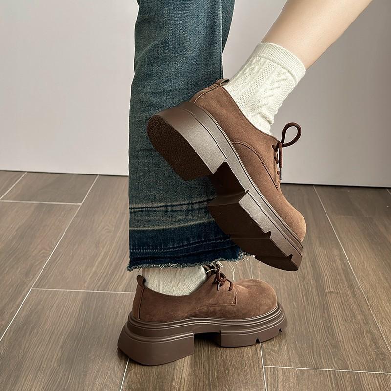 Braune Damen Frühling und Herbst neue Retro-Stil vielseitige Muffin-Plateau-Schnürschuhe mit großem Kopf kleine Lederschuhe