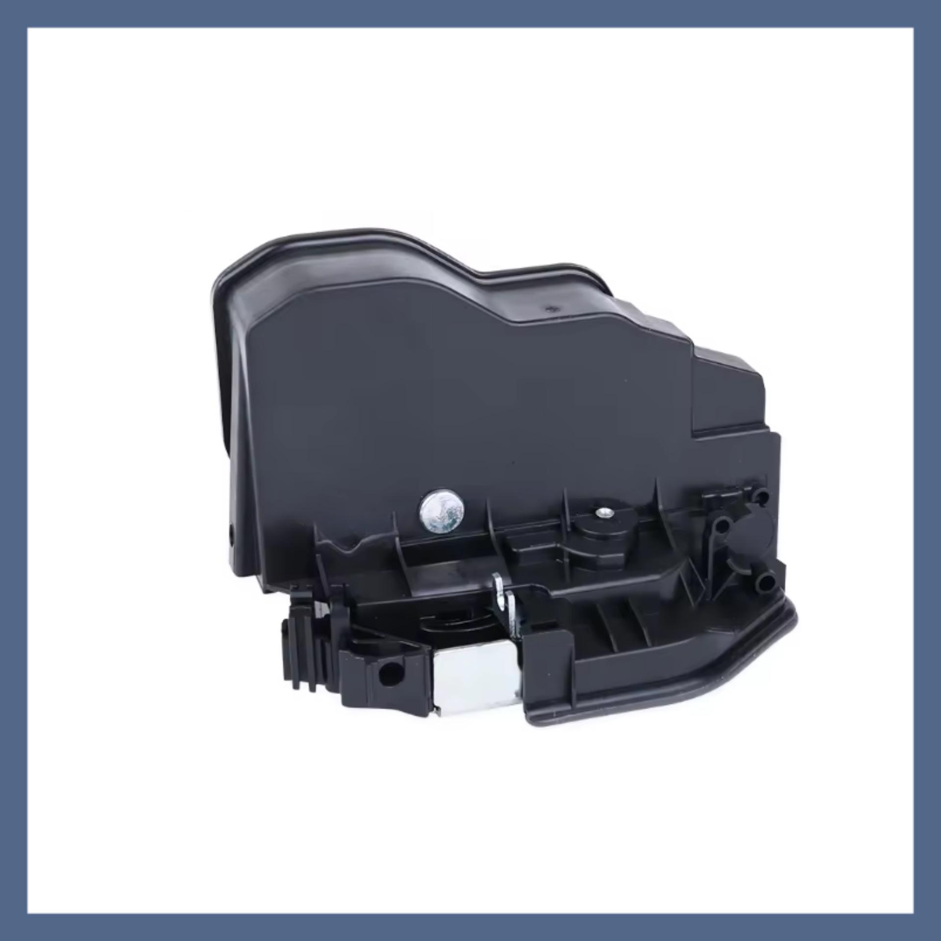 

Механизм замка задней левой двери BMW E60 51227202147 Aluminum + Plastic