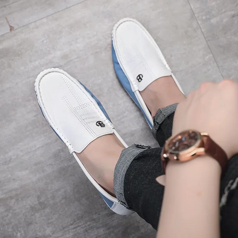 New Men's Flat Shoes Trendy Casual White Bean Shoes Slip on Soft Sole Loafer Men's Lightweight Walking Driving Shoes 2024