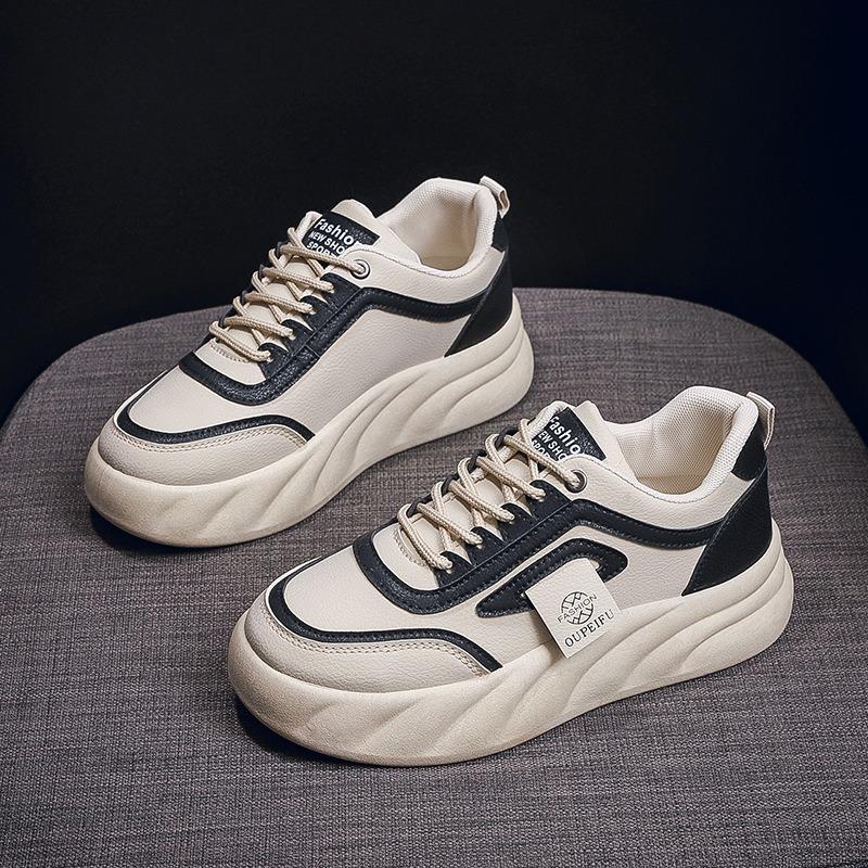 Autumn little white shoes new female students platform heightening sports board shoes casual street shot XFC01