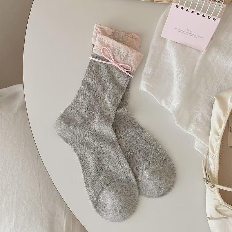 Korean Lolita Style Women s Lace Ruffled Mid-Calf Bow Socks One Size