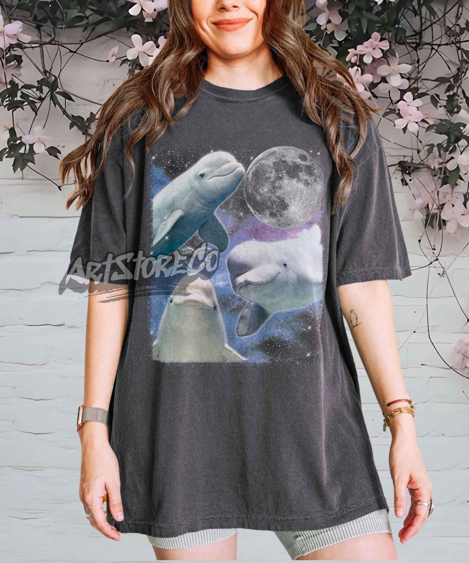Retro Beluga Shirt, Vintage Moon Whale Tee, Aesthetic Ocean Animal Tshirt L