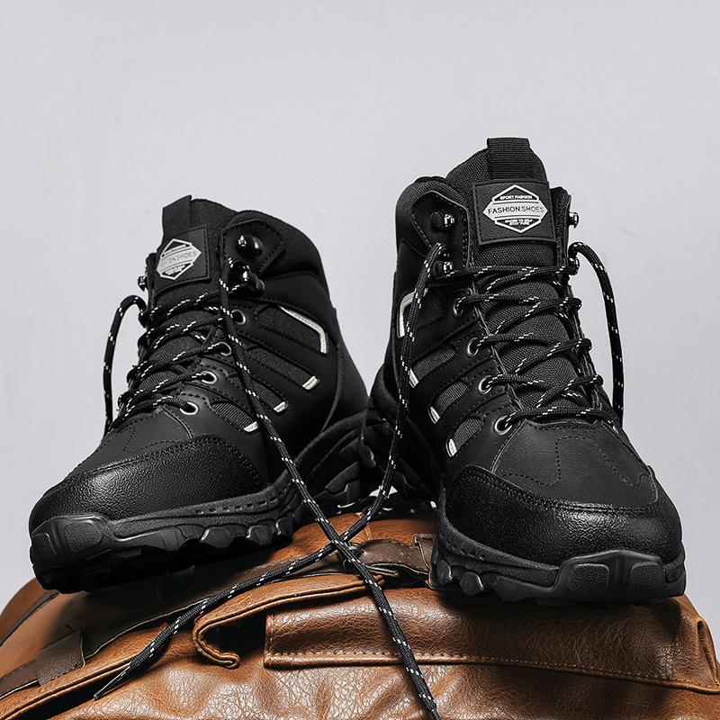 Large Size Winter Outdoor Hiking Shoes 46 Waterproof and Non-slip Labor Insurance Shoes Construction Site Work Leisure Travel Sports Shoes