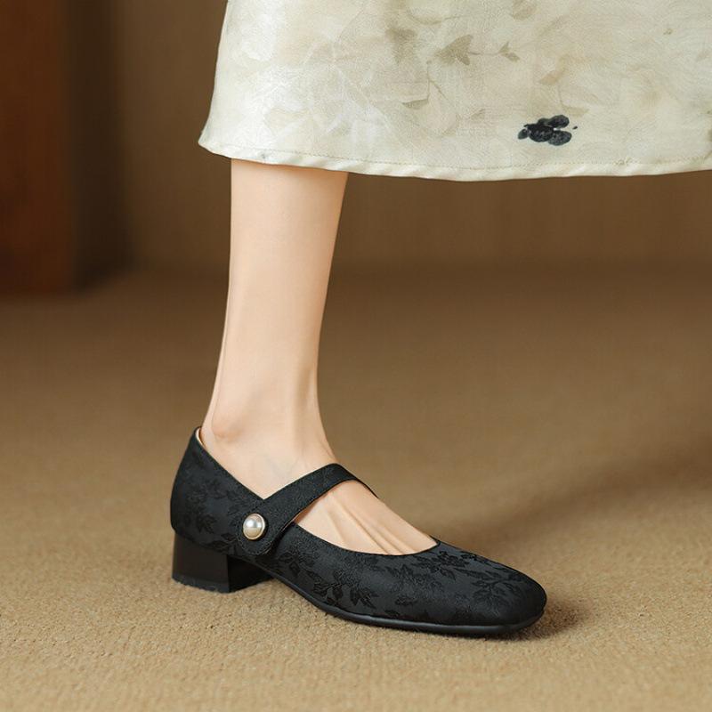 

Summer women s casual single shoes retro one-pedal lazy shoes size new national style round head low heel single shoes women 39 чорний