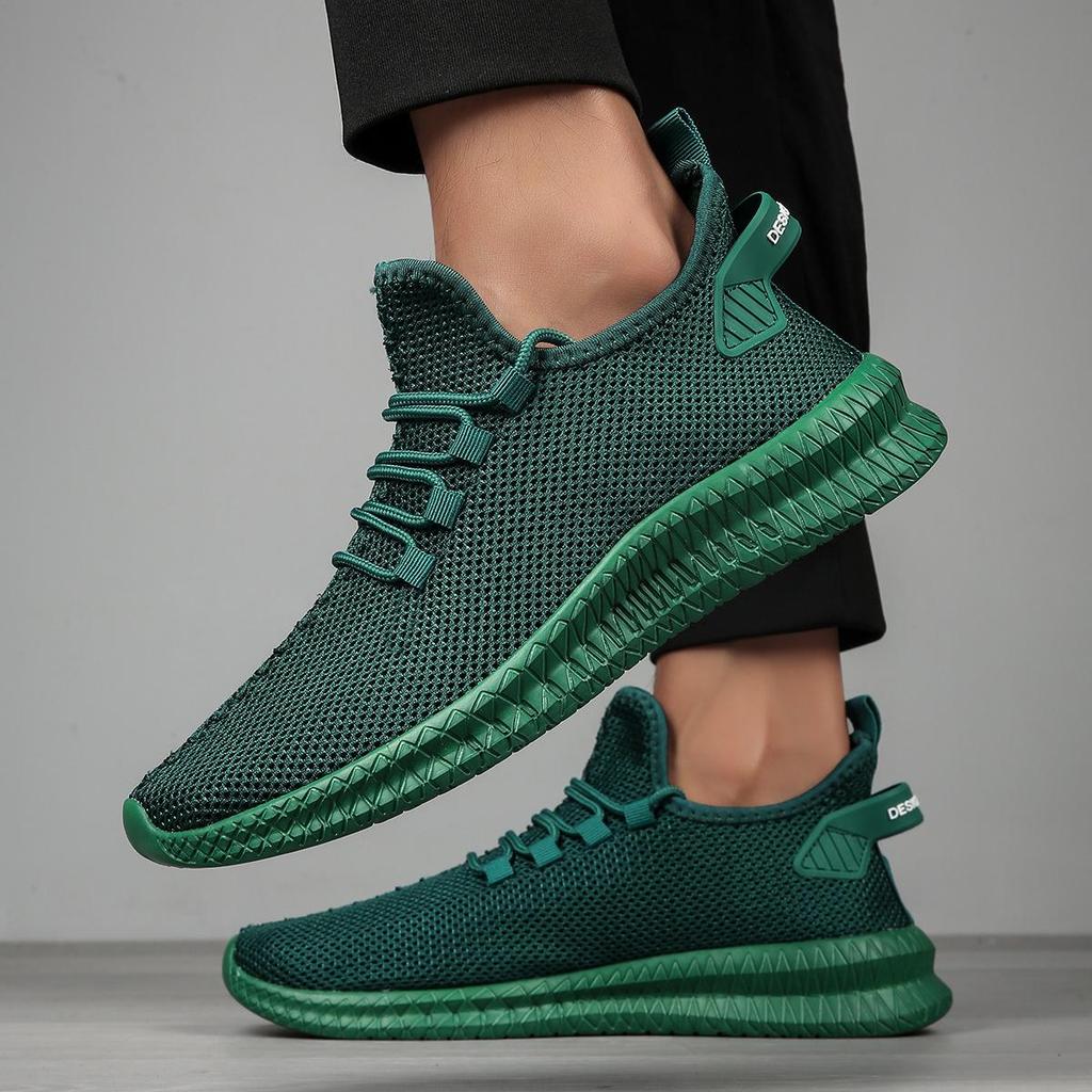 2024 Four Seasons Trendy Unisex Lightweight Mesh Slip-On Sport Shoes