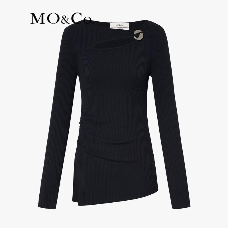 MO&Co. Fine-Spun Knit Sweater with Brooch & Slit Detail