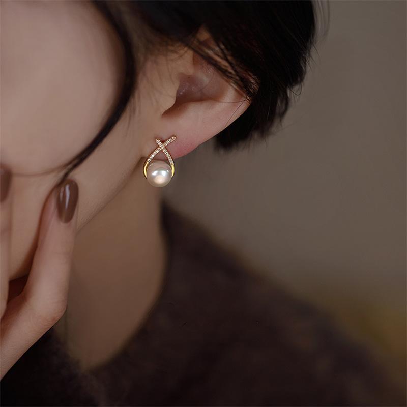 Earstuds, Feminine Temperament, Niche, Versatile, Simple, Exquisite Earrings, High-end, Fashionable Earrings, Earrings, Pendants