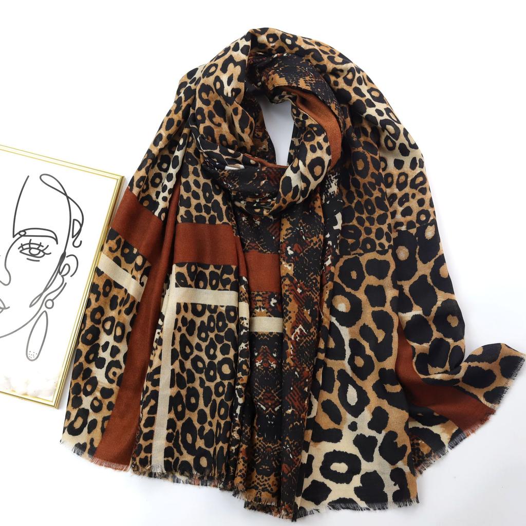 2024 Frühling und Herbst Winter Neue Baumwolle und Hanf Langen Dünnen Schal Reise Vielseitig Sonnenschutz Warmen Schal Für Frauen