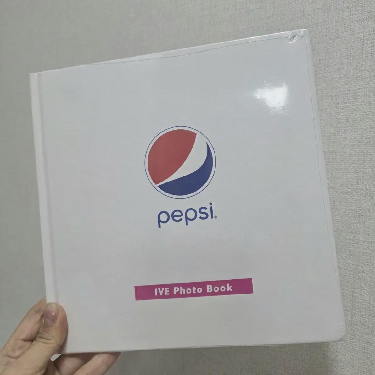 

Pepsi Ive Фотобук Запечатанный