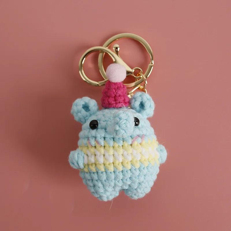 Cartoon Animal Series Crochet Keychain Cute Cow keyrings Handmaking Knitted Mini Animal Doll Keychain Custom Accessory