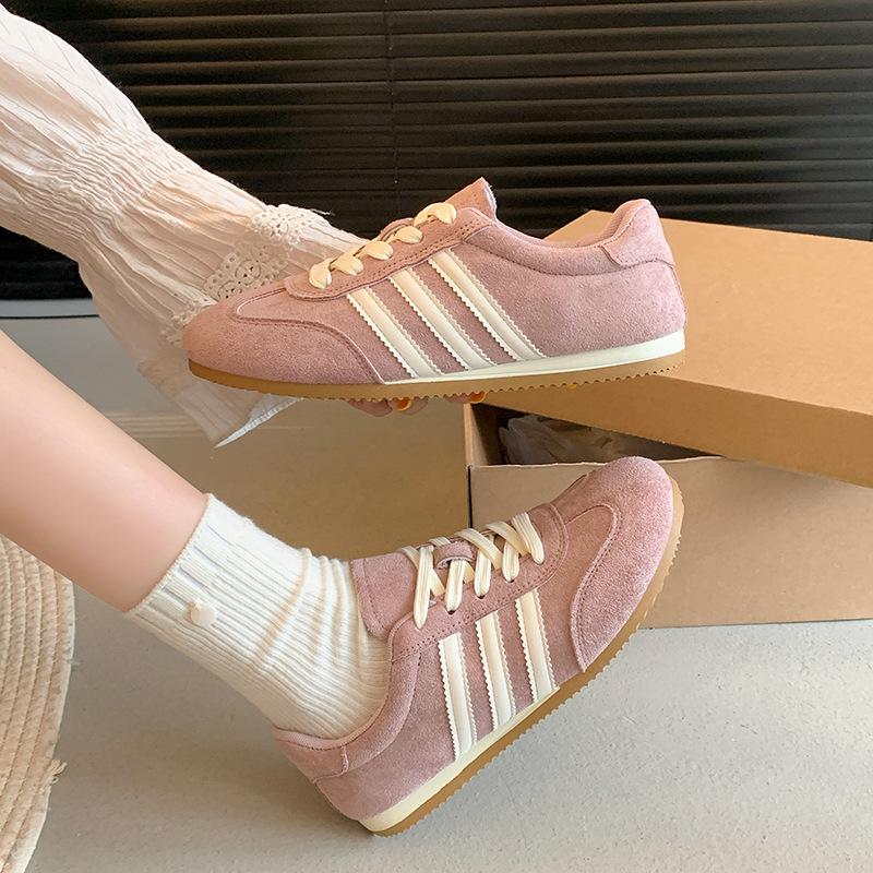 New Lightweight Little White Shoes Women's Shoes Flat-bottomed Versatile Sports and Leisure Shoes