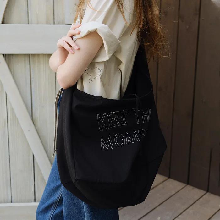 embroidery big shoulder bag (black)