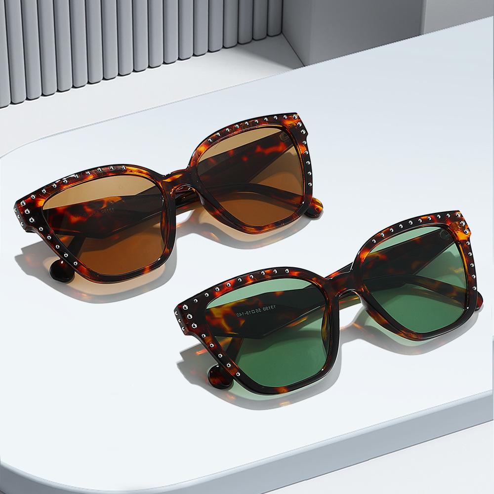 New Large-Frame Square Women's Fashion Sunglasses Diamond-Studded Unique Trend UV400 Sun Glasses Outdoor Travel Eyewear