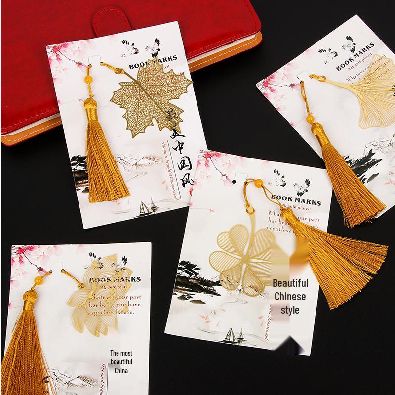 Handcrafted Metal Bookmark with Yellow Pendant – Creative and Personalized Student Gift