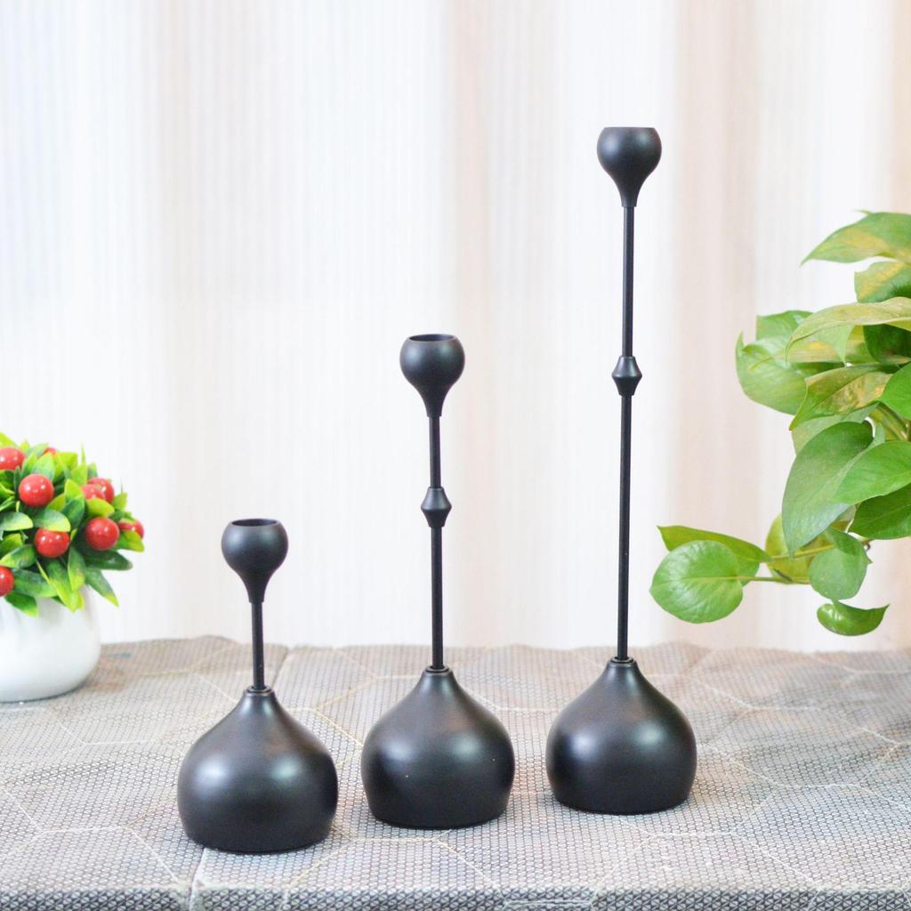Wrought Iron Electroplated Candlestick: Luxurious Decor for Hotels, Weddings, or Dining Tables