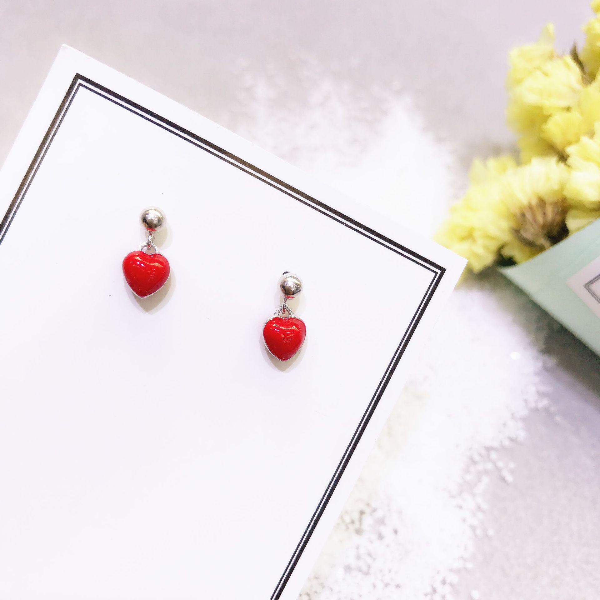 

Серьги-пусеты из серебра 925 пробы в корейском стиле с красным сердцем для женщин – Элегантные рождественские украшения в виде персикового сердца