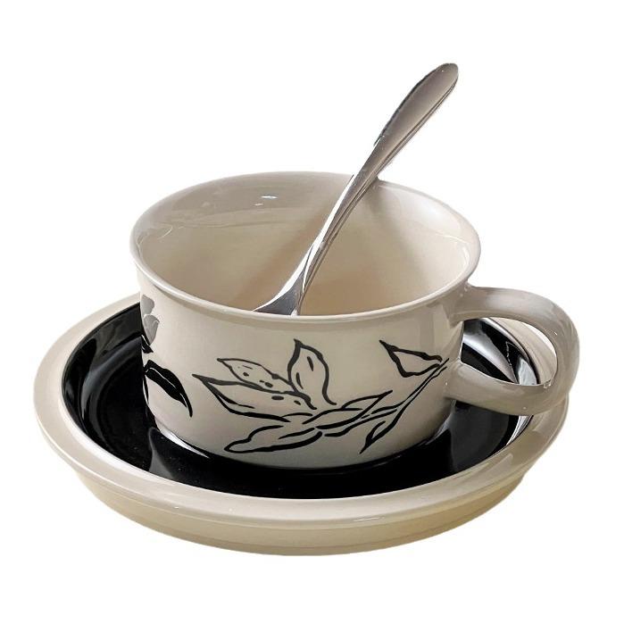 Finnish Vintag Hand-Painted Flower Ceramic Cup Retro Niche Coffee Cup Saucer Set Latte Latte Tea Cup