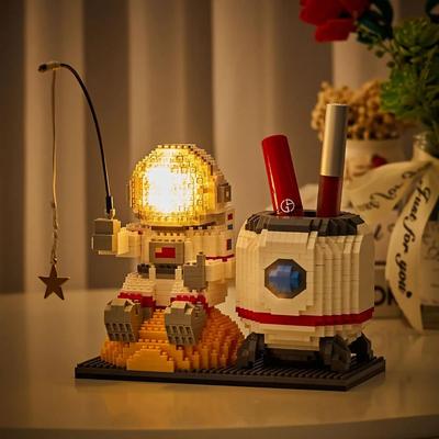 1588 PCS Astronaut Block Astronaut Desktop Organizer Pen Holder Block Set