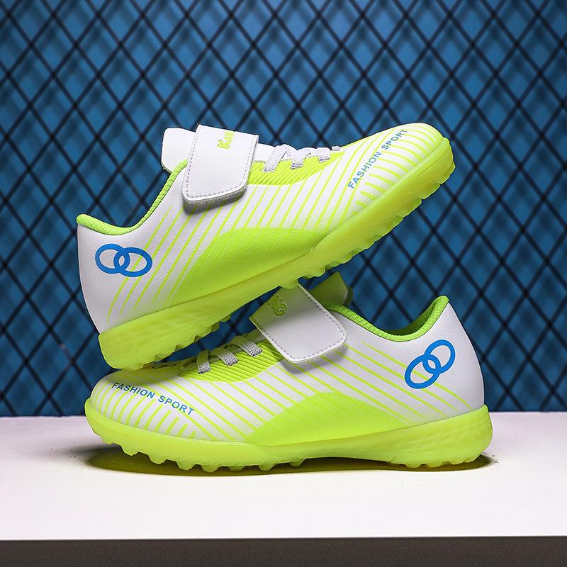 New Korean Version Leather Medium and Large Children's Light Football Shoes Boys Soft Sports Shoes Training Shoes Children's Football Shoes