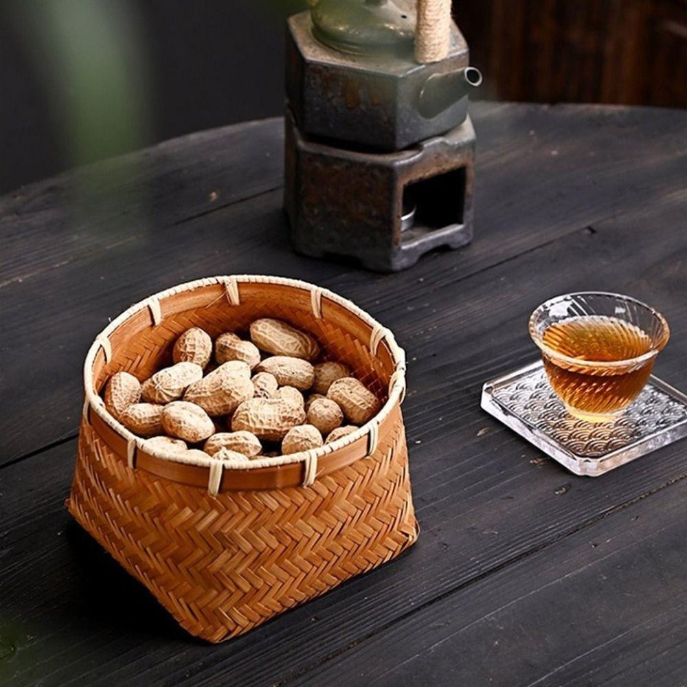 Multi-purpose Retro Bamboo Basket Bamboo Woven Small Size Fruit Basket Handmade Storage Basket Snack Fruit Organization