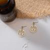 No Pierced Earrings, Chinese Style Red Xi Earrings, New Festive and Trendy Temperament, Simple Fu Character Stud Earrings, Earrings, Earrings.